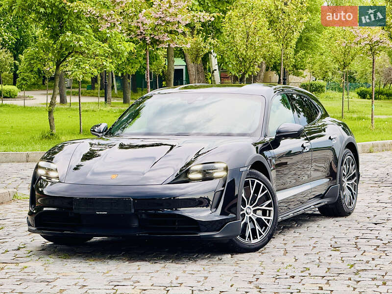 Седан Porsche Taycan 2022 в Києві