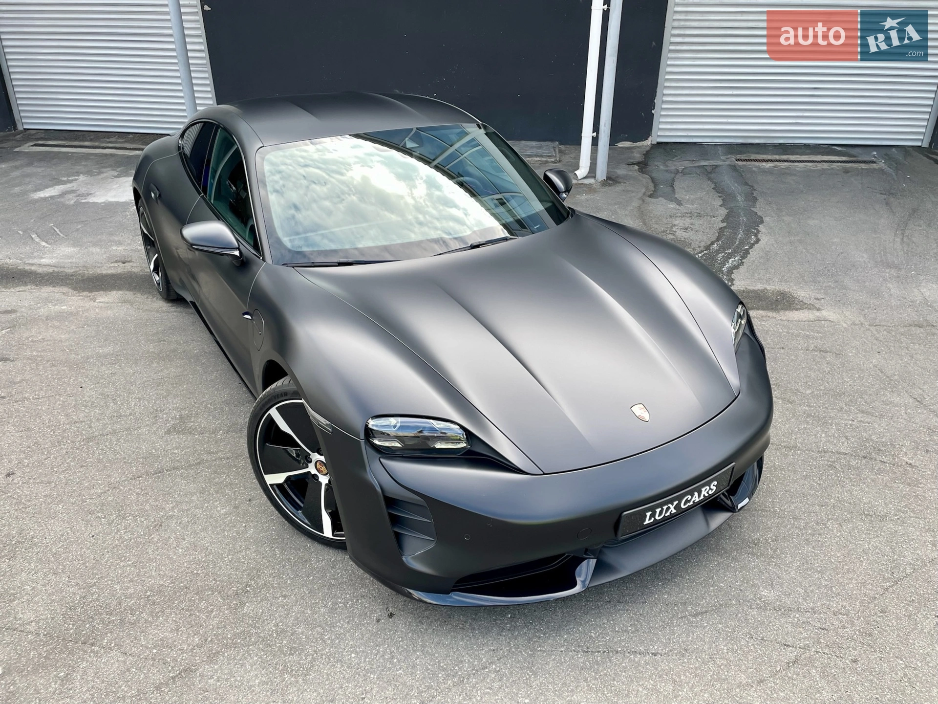 2020 Porsche Taycan - мініатюра 21