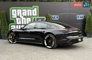 Седан Porsche Taycan 2019 в 