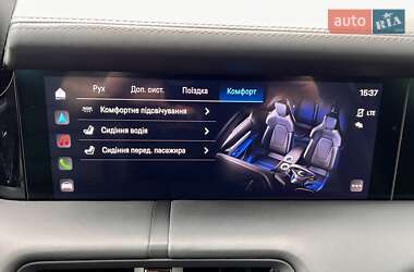 Седан Porsche Taycan 2021 в 