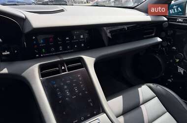 Седан Porsche Taycan 2022 в 