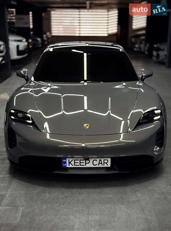 Седан Porsche Taycan 2020 в Одессе