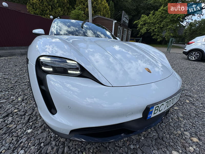 Седан Porsche Taycan 2021 в Трускавце