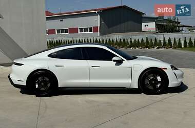 Седан Porsche Taycan 2021 в Одессе