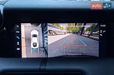 Седан Porsche Taycan 2021 в 