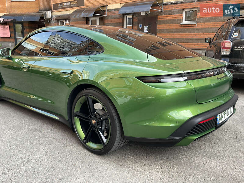 Седан Porsche Taycan 2020 в Киеве фото 23 Седан Porsche Taycan 2020 в Киеве