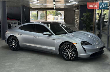 Седан Porsche Taycan 2023 в Одессе