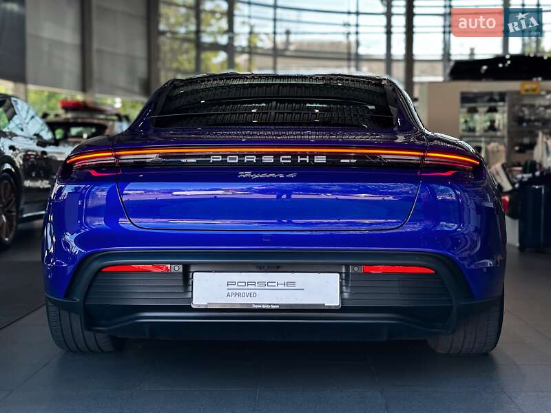 Седан Porsche Taycan 2025 в Одессе