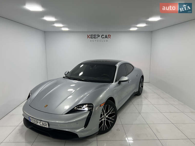 Седан Porsche Taycan 2023 в 