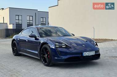 Седан Porsche Taycan 2020 в 