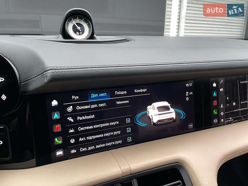 Седан Porsche Taycan 2020 в Киеве