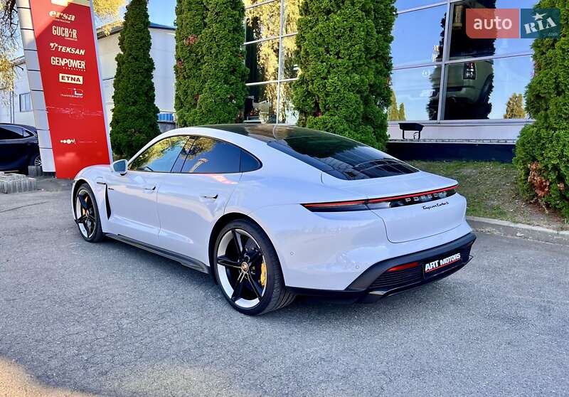 Седан Porsche Taycan 2020 в Киеве фото 12 Седан Porsche Taycan 2020 в Киеве
