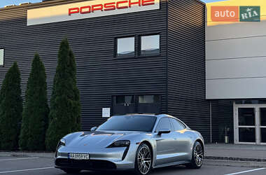 Седан Porsche Taycan 2021 в Киеве