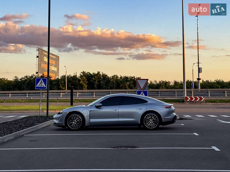 Седан Porsche Taycan 2021 в Киеве фото 15 Седан Porsche Taycan 2021 в Киеве