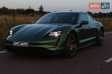 Седан Porsche Taycan 2020 в 