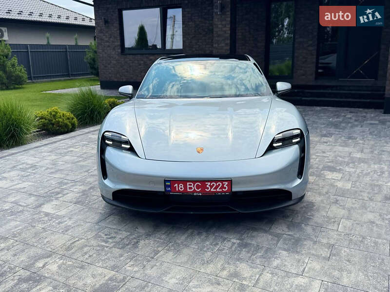 Седан Porsche Taycan 2021 в Луцьку