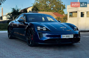 Седан Porsche Taycan 2023 в Одесі