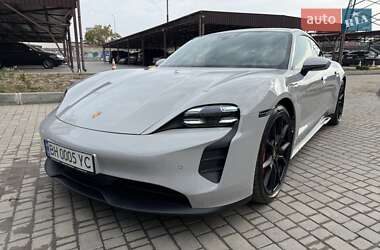 Седан Porsche Taycan 2022 в Одесі