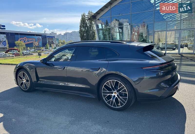 Універсал Porsche Taycan 2024 в Києві фото 97 Універсал Porsche Taycan 2024 в Києві