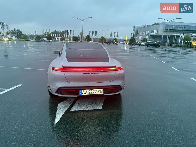Седан Porsche Taycan 2020 в Києві фото 4 Седан Porsche Taycan 2020 в Києві