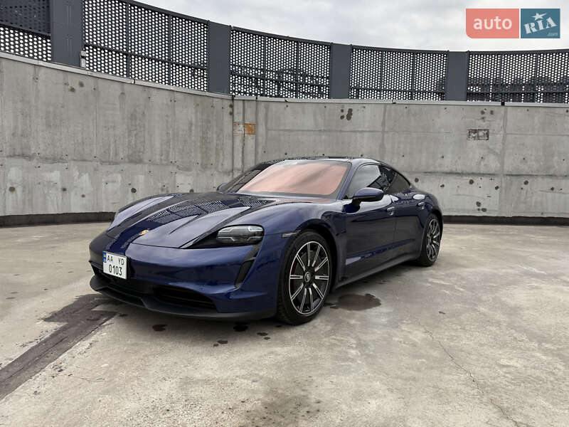 Седан Porsche Taycan 2020 в Киеве фото Седан Porsche Taycan 2020 в Киеве