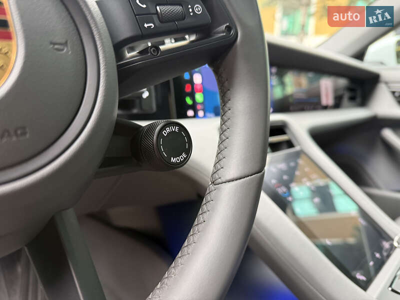 Седан Porsche Taycan 2021 в Киеве фото 33 Седан Porsche Taycan 2021 в Киеве