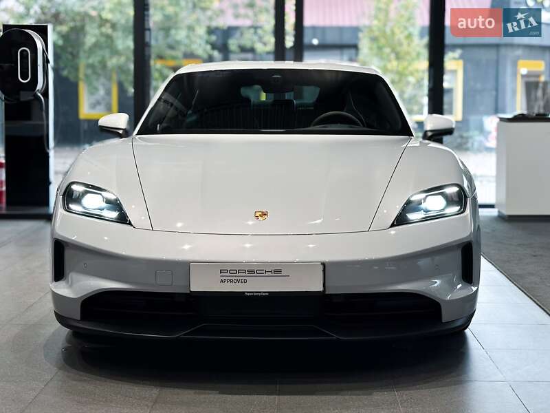 Седан Porsche Taycan 2024 в Одессе