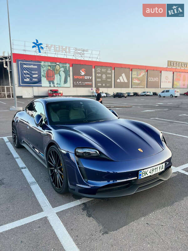 Седан Porsche Taycan 2021 в Одесі