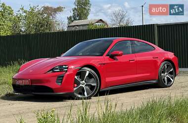 Седан Porsche Taycan 2022 в Киеве Седан Porsche Taycan 2022 в Киеве