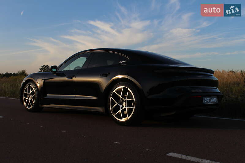 Седан Porsche Taycan 2024 в Києві фото 11 Седан Porsche Taycan 2024 в Києві