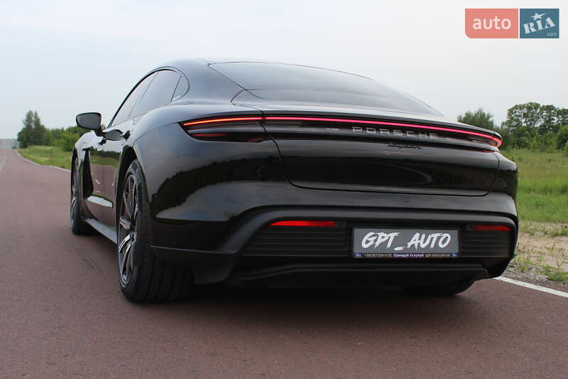 Седан Porsche Taycan 2025 в Києві фото 21 Седан Porsche Taycan 2025 в Києві