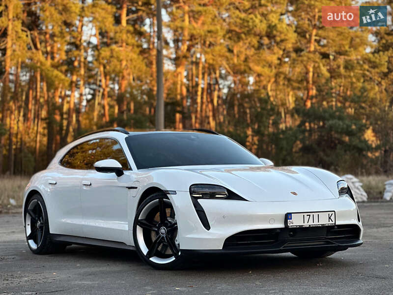 Седан Porsche Taycan 2023 в Киеве фото 18 Седан Porsche Taycan 2023 в Киеве