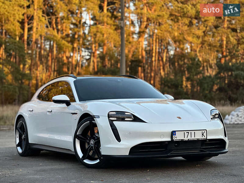 Седан Porsche Taycan 2023 в Киеве фото 25 Седан Porsche Taycan 2023 в Киеве