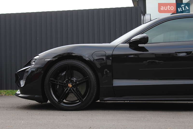 Седан Porsche Taycan 2022 в Киеве фото 18 Седан Porsche Taycan 2022 в Киеве