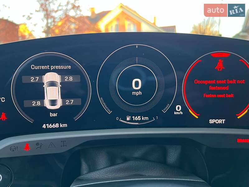 Седан Porsche Taycan 2022 в Львові фото 29 Седан Porsche Taycan 2022 в Львові