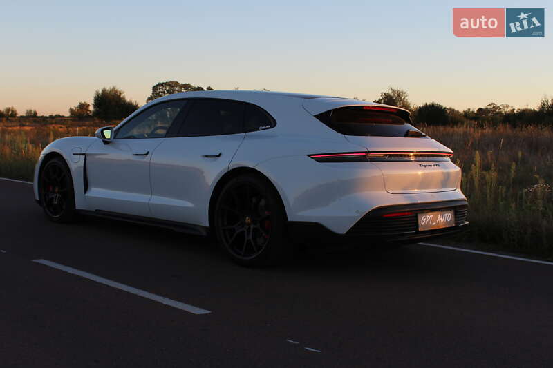 Седан Porsche Taycan 2022 в Києві фото 35 Седан Porsche Taycan 2022 в Києві