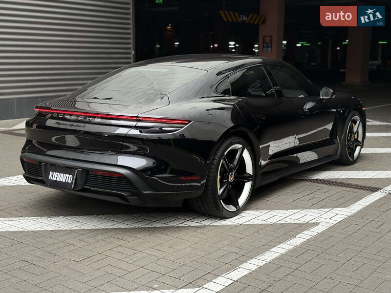 Седан Porsche Taycan 2019 в Киеве фото 10 Седан Porsche Taycan 2019 в Киеве