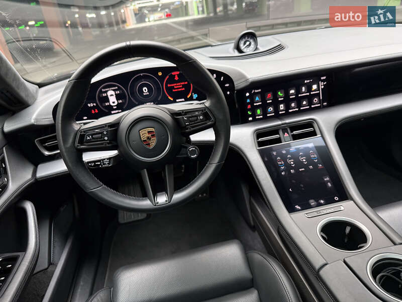 Седан Porsche Taycan 2019 в Киеве фото 17 Седан Porsche Taycan 2019 в Киеве