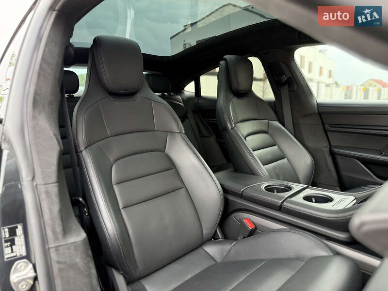 Седан Porsche Taycan 2021 в Львові фото 90 Седан Porsche Taycan 2021 в Львові