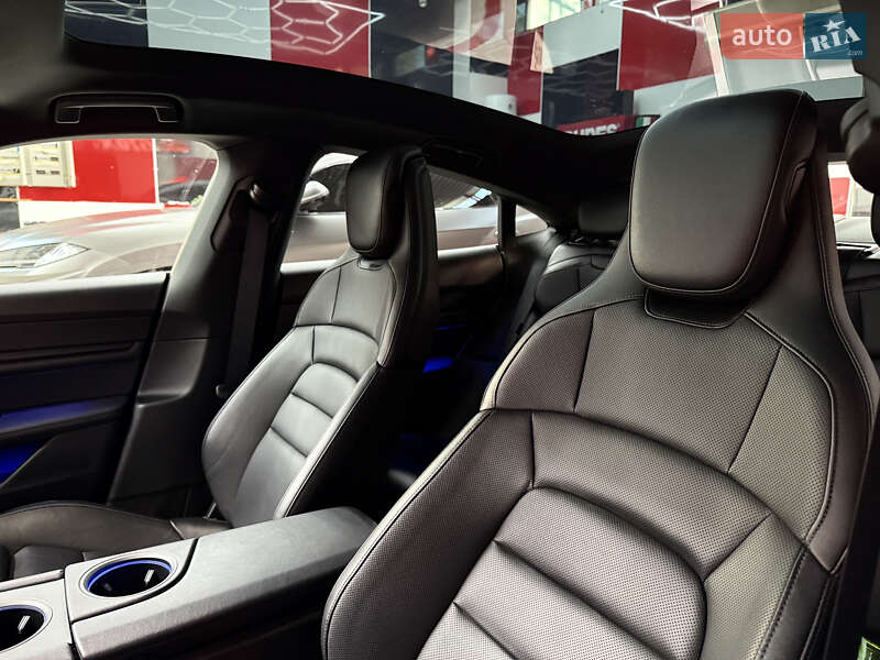 Седан Porsche Taycan 2021 в Одессе фото 13 Седан Porsche Taycan 2021 в Одессе