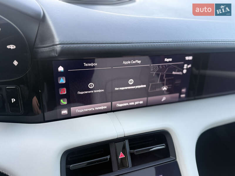 Седан Porsche Taycan 2022 в Киеве