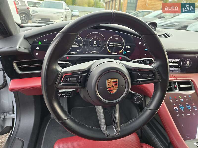 Седан Porsche Taycan 2021 в Киеве фото 32 Седан Porsche Taycan 2021 в Киеве