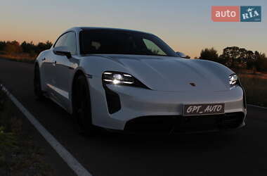 Седан Porsche Taycan 2022 в Києві