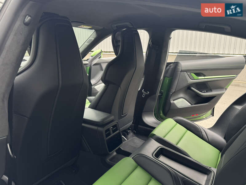 Седан Porsche Taycan 2022 в Киеве фото 28 Седан Porsche Taycan 2022 в Киеве