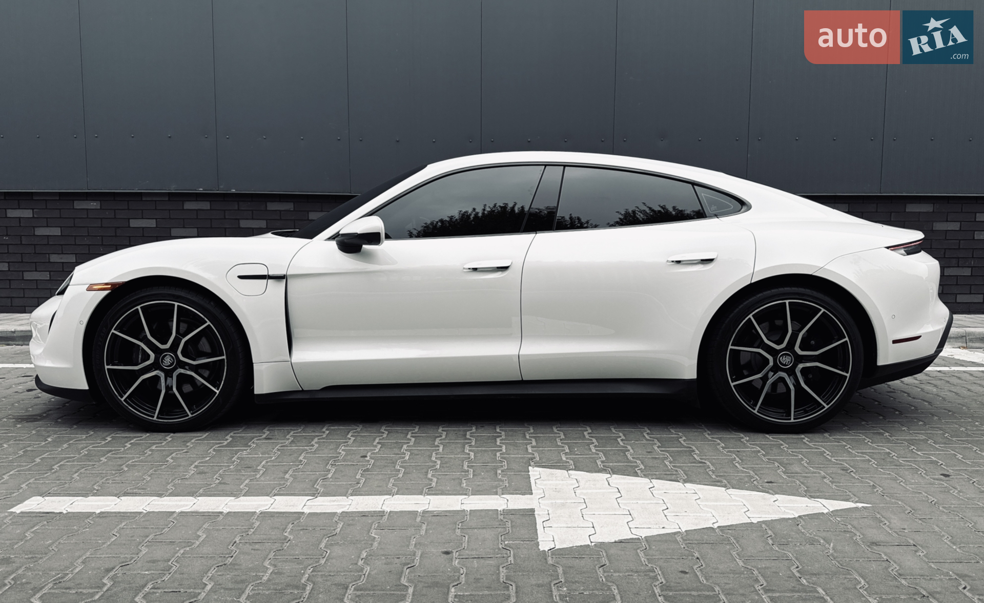 2024 Porsche Taycan - мініатюра 9