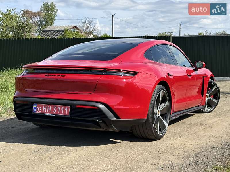 Седан Porsche Taycan 2022 в Києві