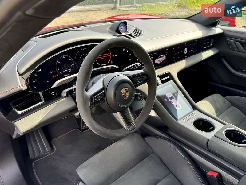 Седан Porsche Taycan 2022 в Києві