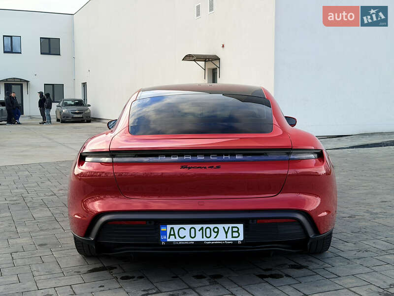 Седан Porsche Taycan 2020 в Луцке