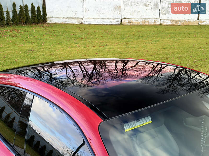 Седан Porsche Taycan 2020 в Луцке