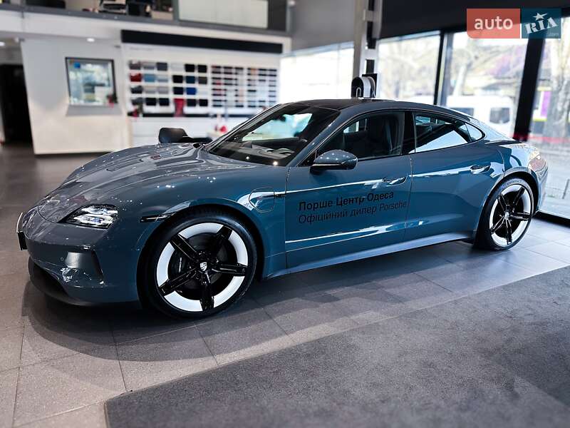Седан Porsche Taycan 2025 в Одессе